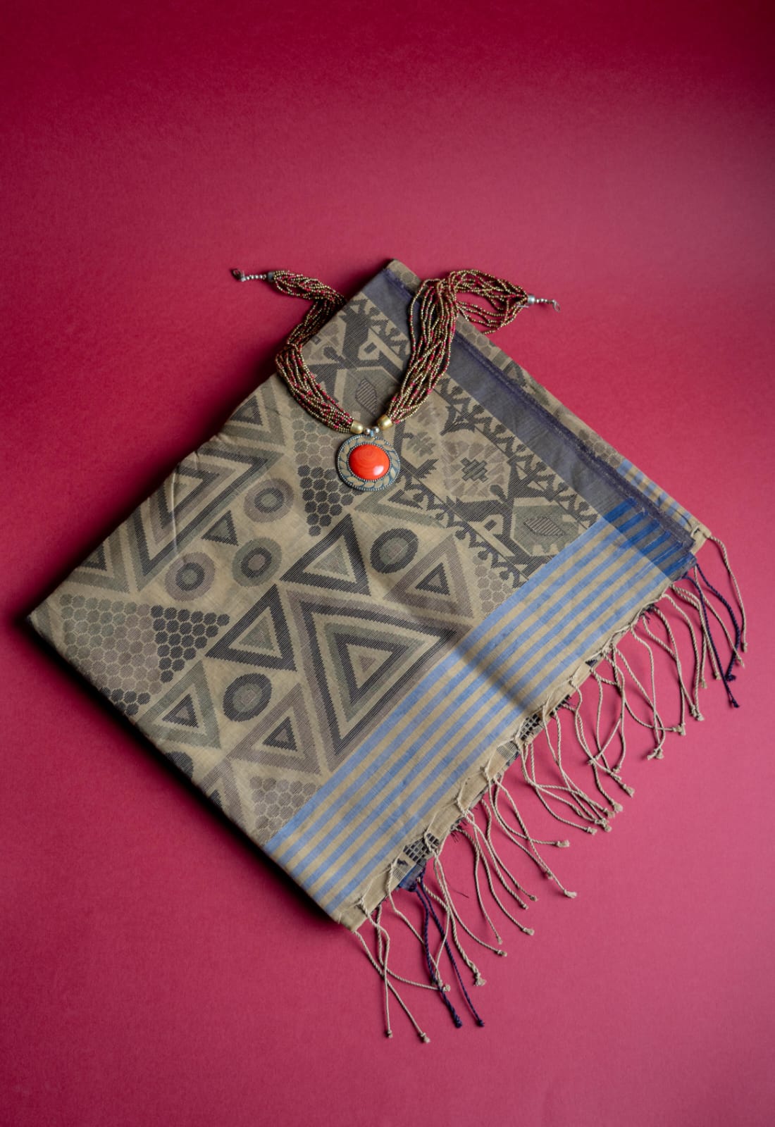 Antique Beige Tissue Geometric